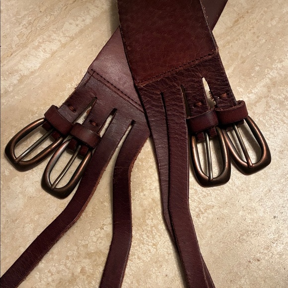 LINEA PELLE Belt Elegant Brown Leather with 4 buckles. Med. (adj.) - Picture 9 of 14
